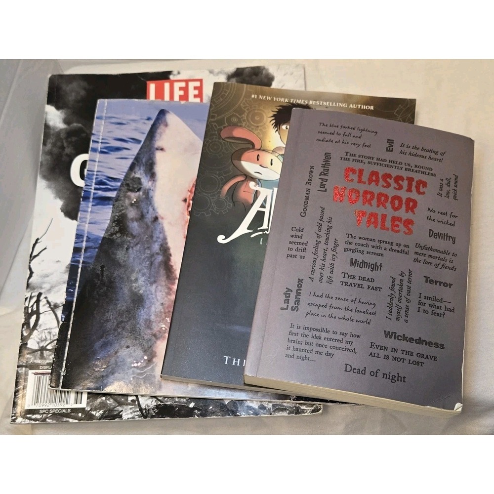 Random Book Lot- Sharks, Horror, WW2 Greatest Battles, And‎ Amulet 1